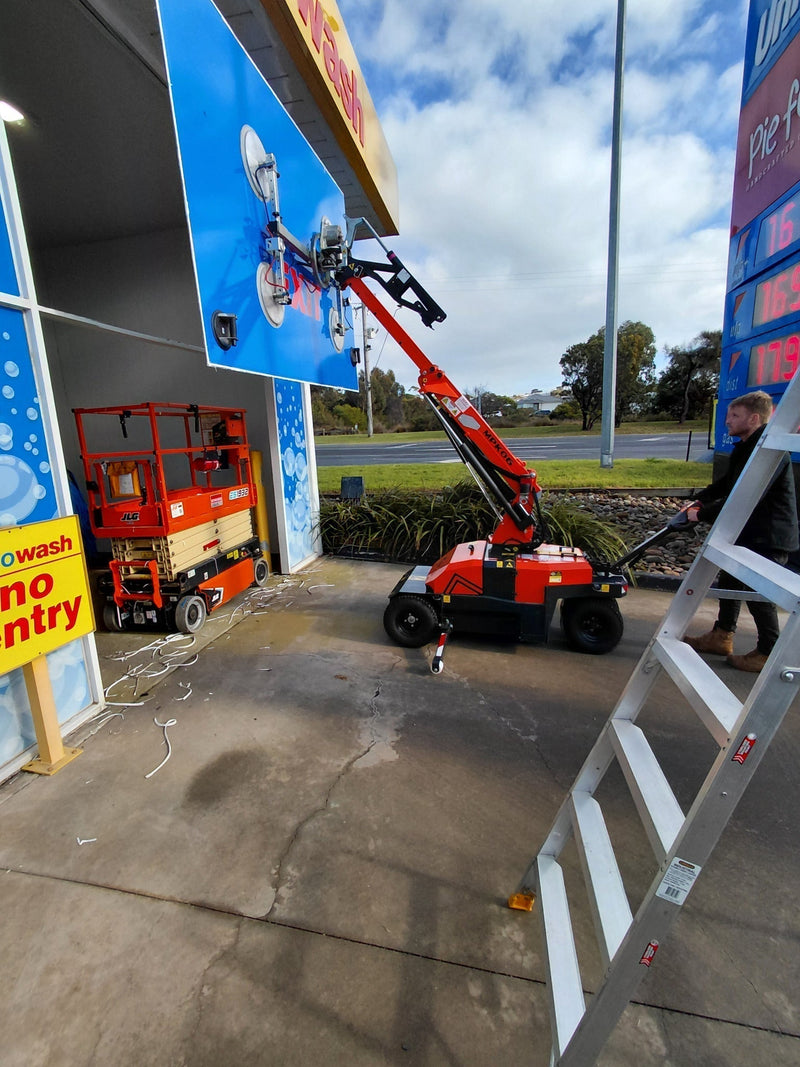 Lifting Out Two 2.96-Metre Panels So a Car Wash Could Be Serviced