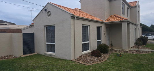 Hamlyn Heights Glass Replacement | Toughened Awning Windows