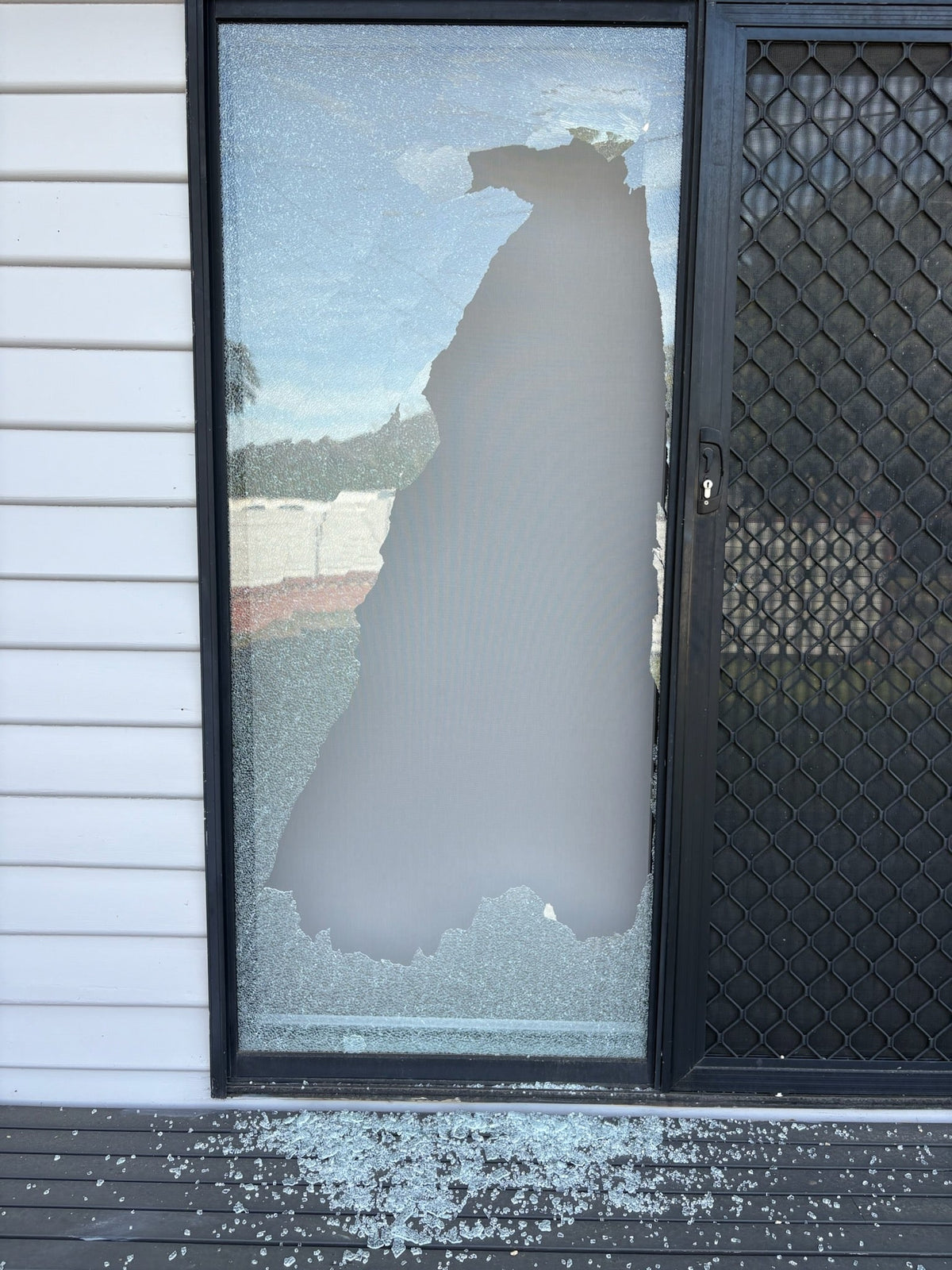 The Panel Beside the Slider Let Go, With Nothing Touching It