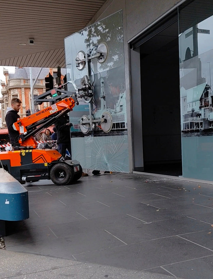 Barwon Glass MPK06 glass lifter on the damaged 200 kg shopfront panel at a Commonwealth Bank branch in Geelong